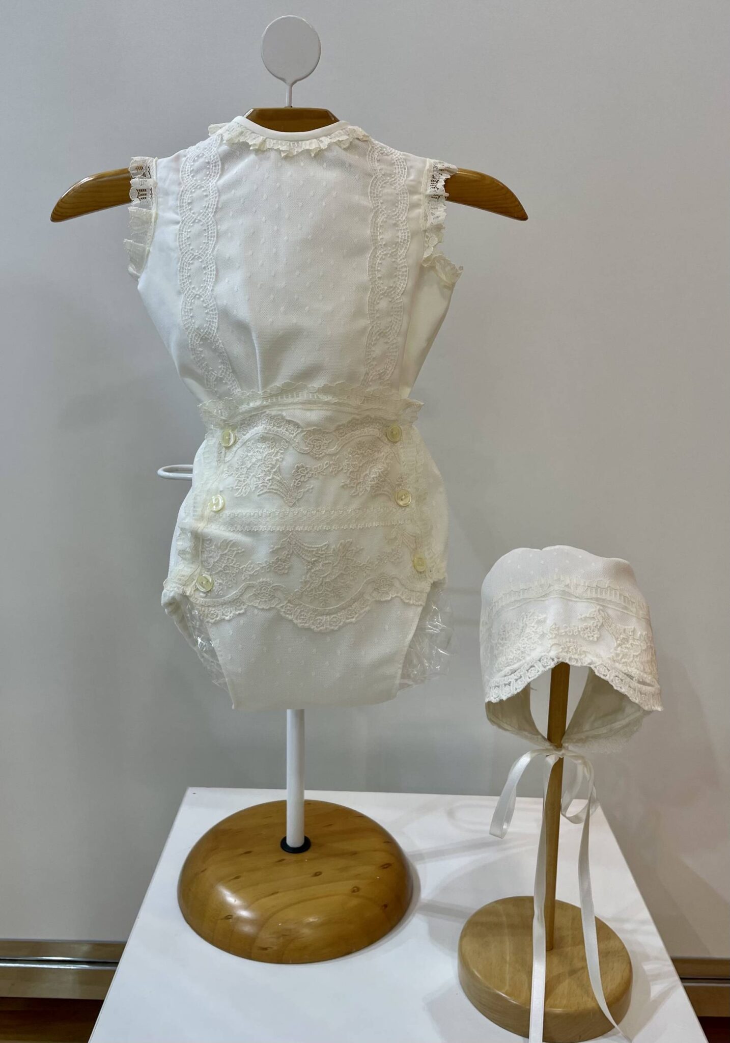 Conjunto con capota Art. R-Carol sin mangas